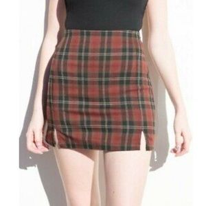 Brandy Melville Cara Skirt ❤️